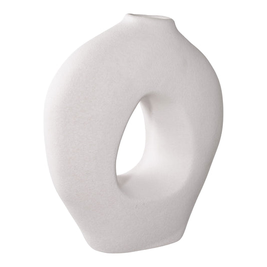 Vaza din ceramica alba