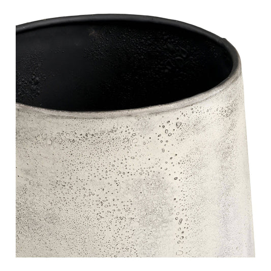 Vas decorativ din metal, bej antichizat, detaliu