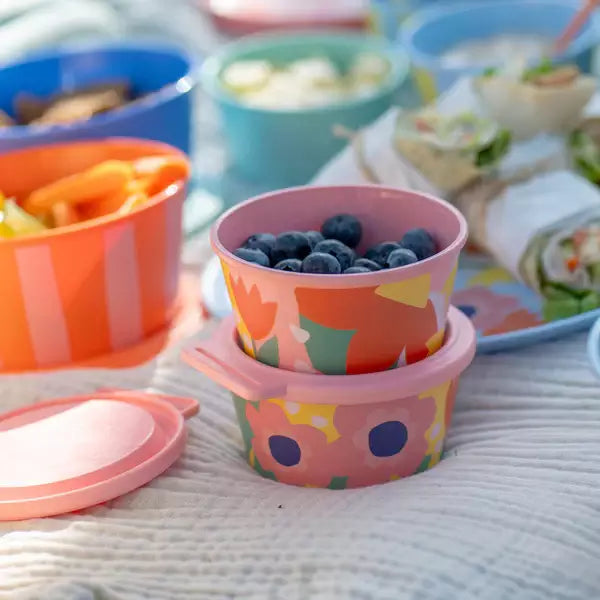 Set caserole Koziol Nora cu imprimeu floral, 250 ml, la picnic