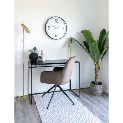  Scaun de dining rotativ din catifea, bej-gri, picioare negre, in living scandinav modern