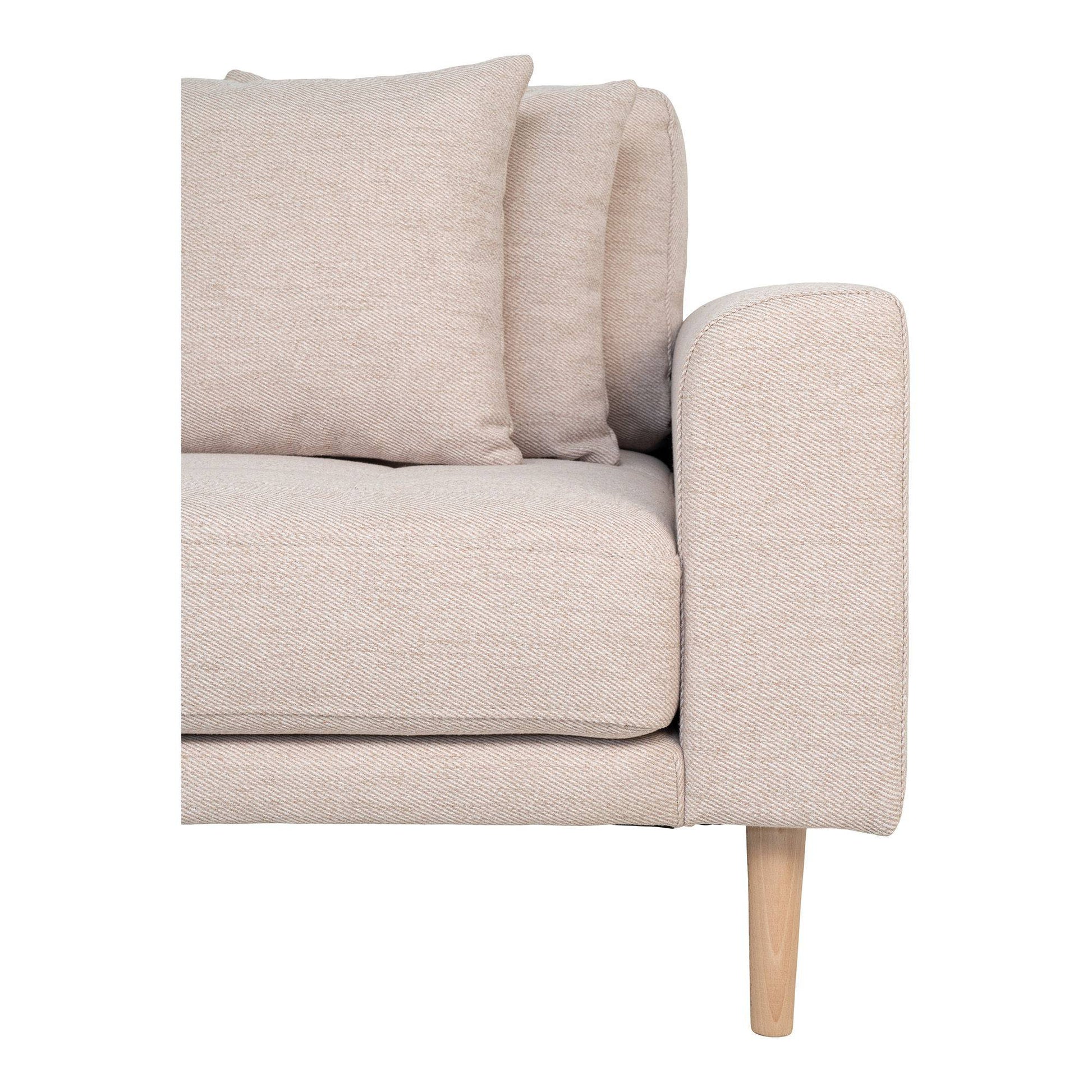 Canapea lounge, orientare stanga, nisipiu, 4 perne, picioare din lemn natur, detaliu