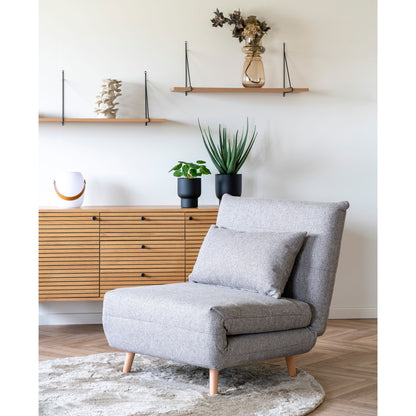 Canapea extensibila, gri, picioare natur, in living