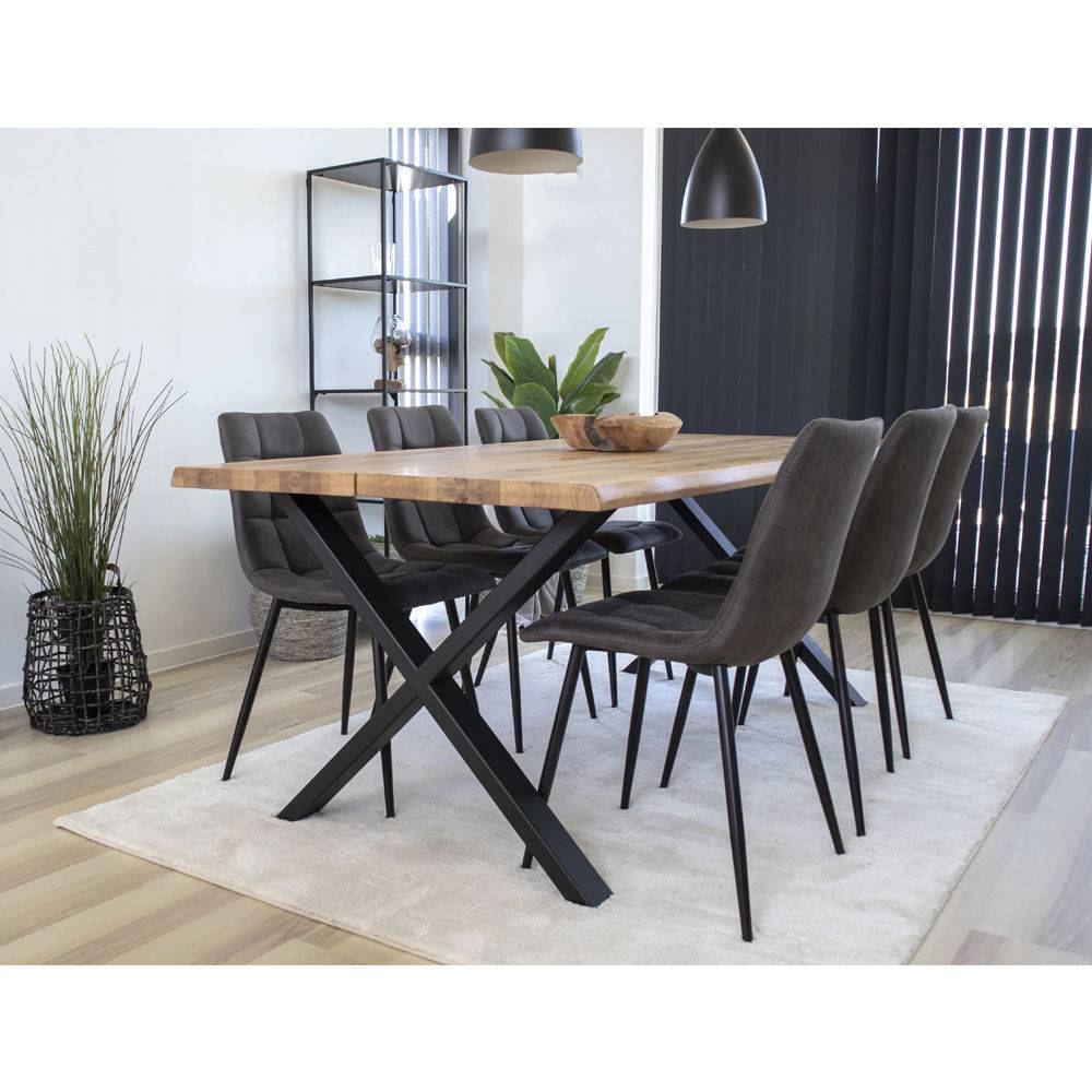 Masa de dining cu margine ondulata, din stejar, natur, in living