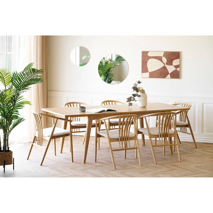 Masa de dining din furnir de stejar, natur, cu o placa de extensie, in living