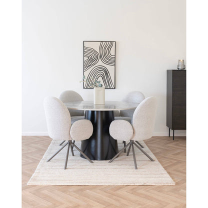 Masa de dining cu aspect marmura, gri, negru, in living bej
