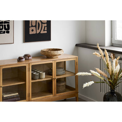 Comoda cu 4 usi din sticla, 1 raft, stejar/furnir de stejar/sticla calita, natur, in living scandinav