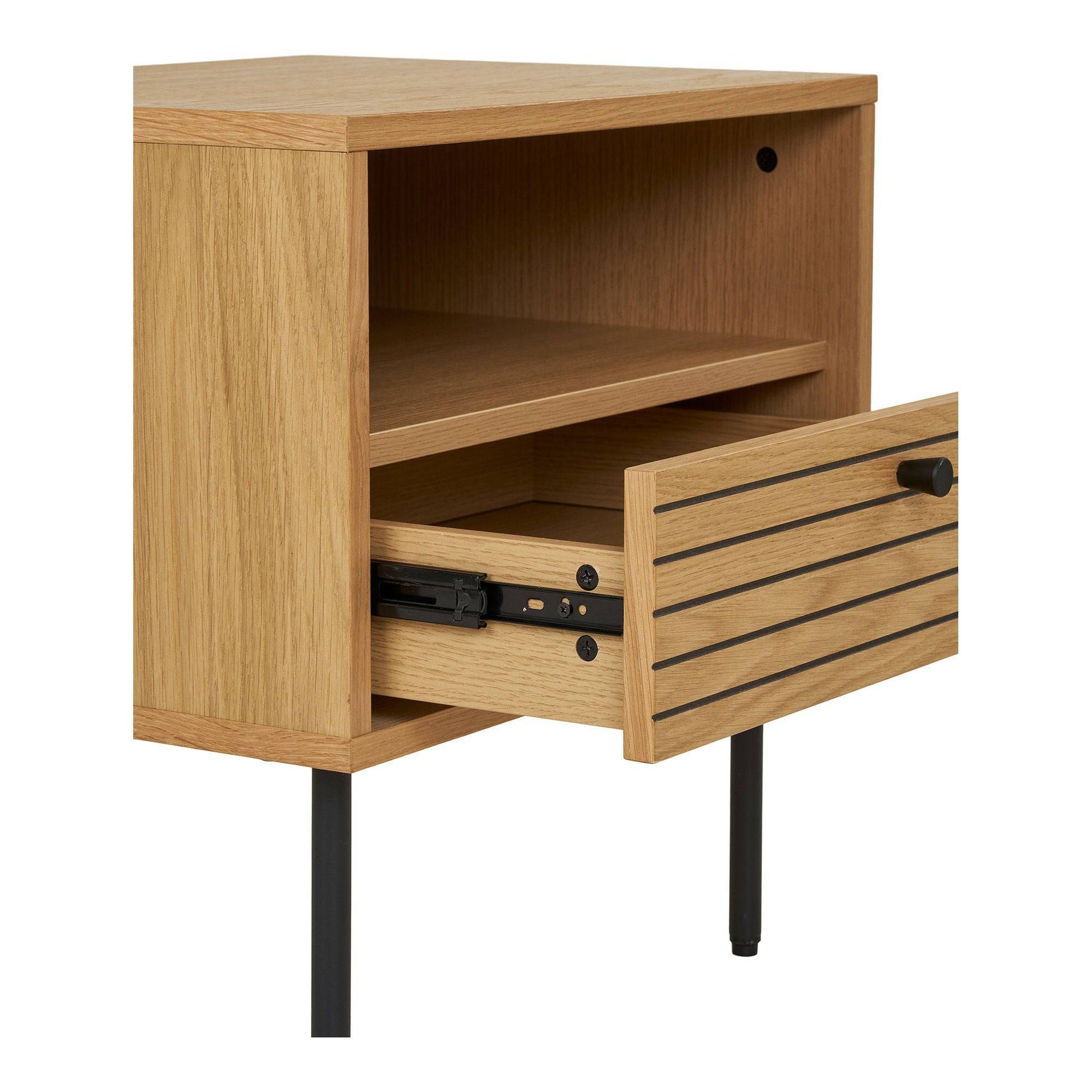 Noptiera cu 1 sertar, furnir de stejar, natur, picioare metalice negre 