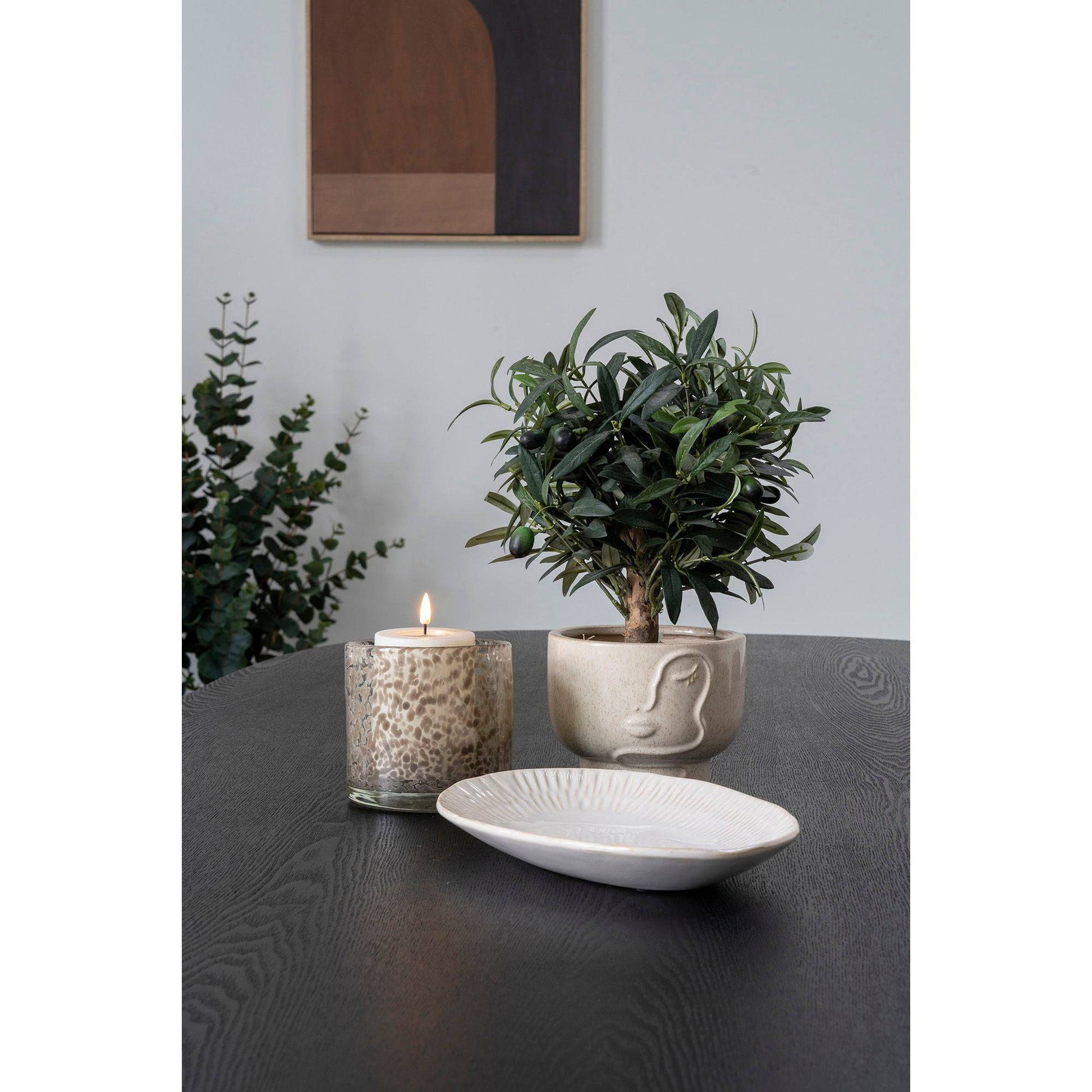 Tava ceramica alba, in living