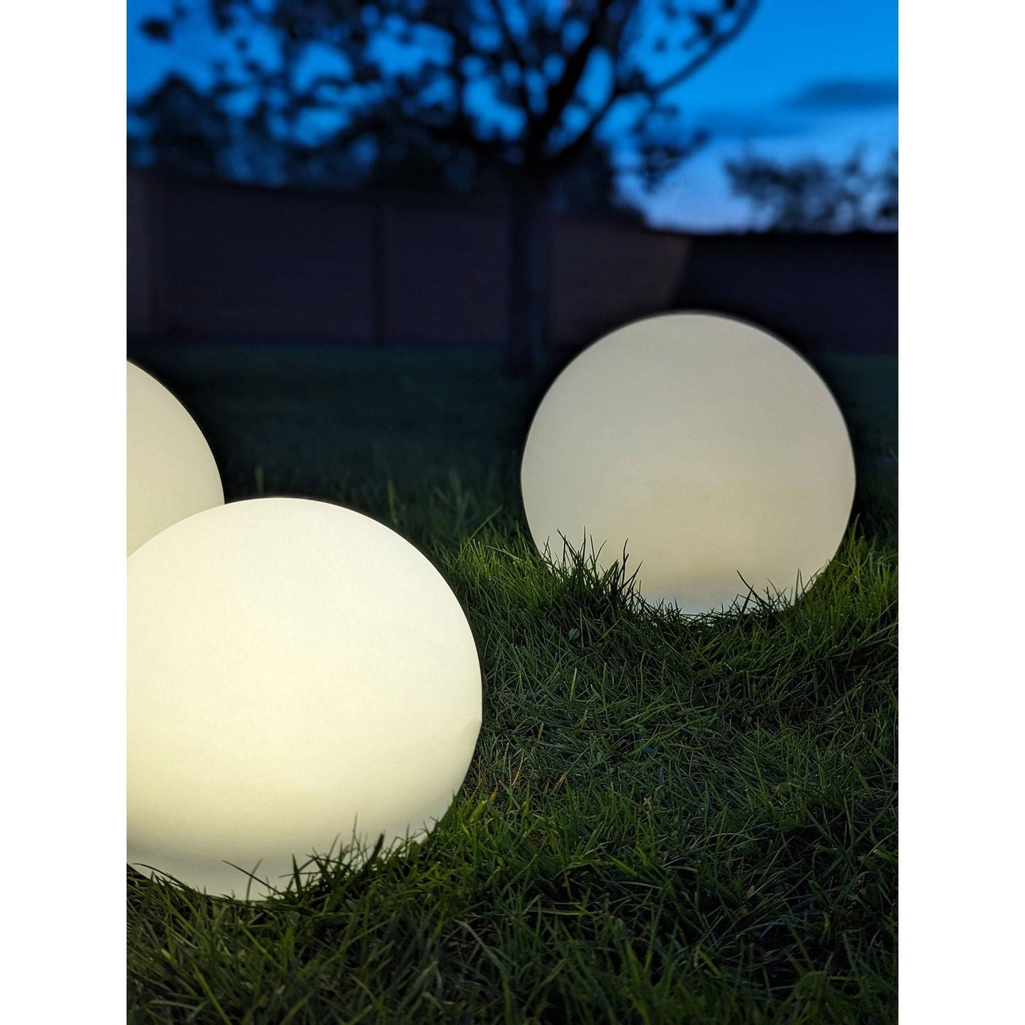 Lampa LED reincarcabila, cu panou solar integrat, alb 