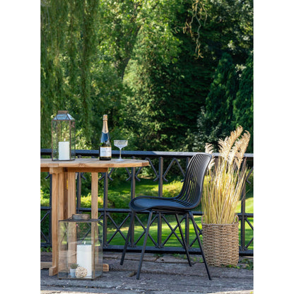 Scaun de dining din polipropilena, stivuibil, negru, pe terasa