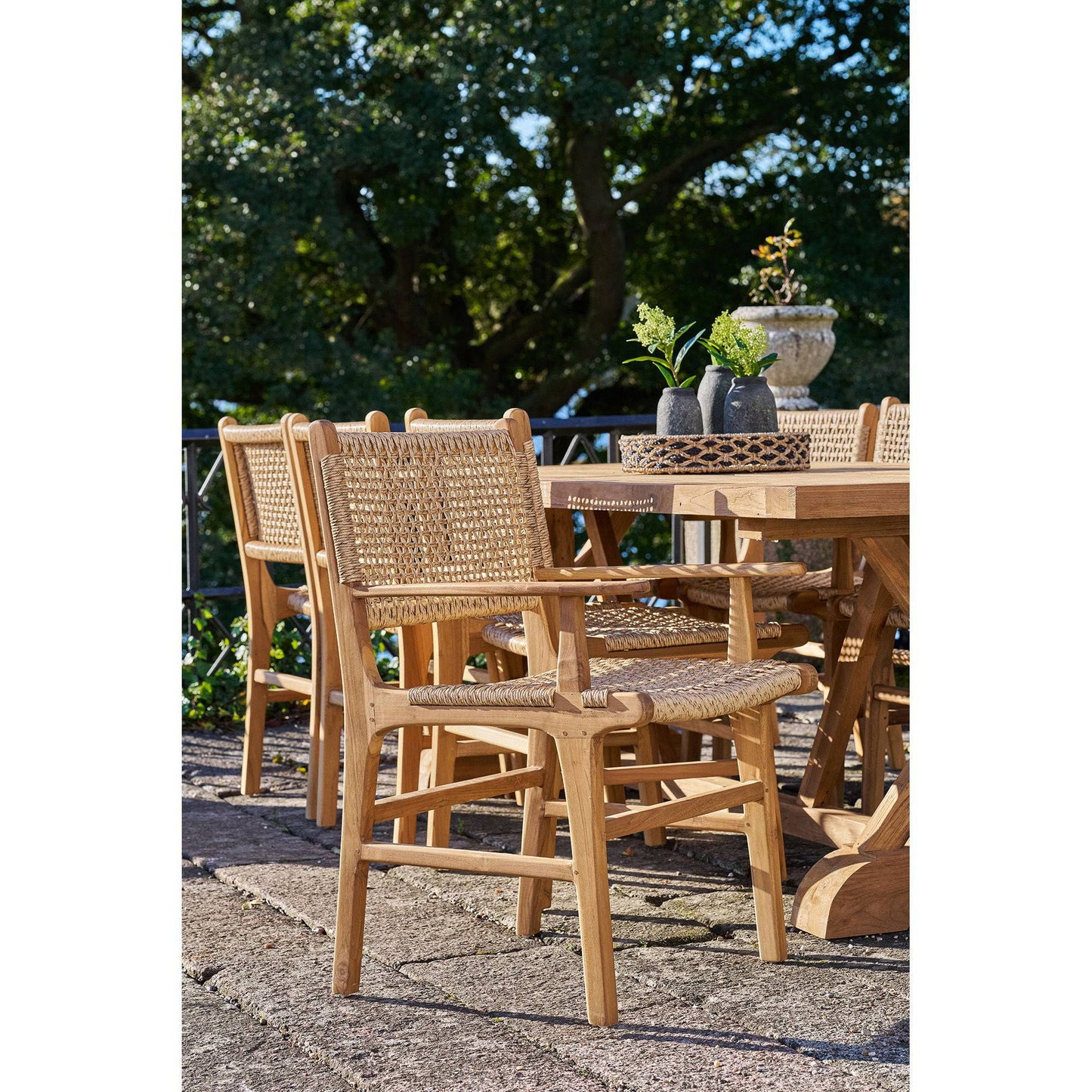  Scaun de dining cu cotiere, din tec, natur, pe terasa
