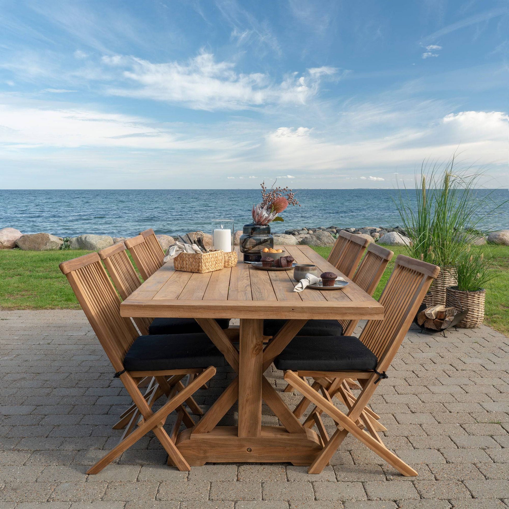 set pentru gradina cu masa de dining si 8 scaune de dining