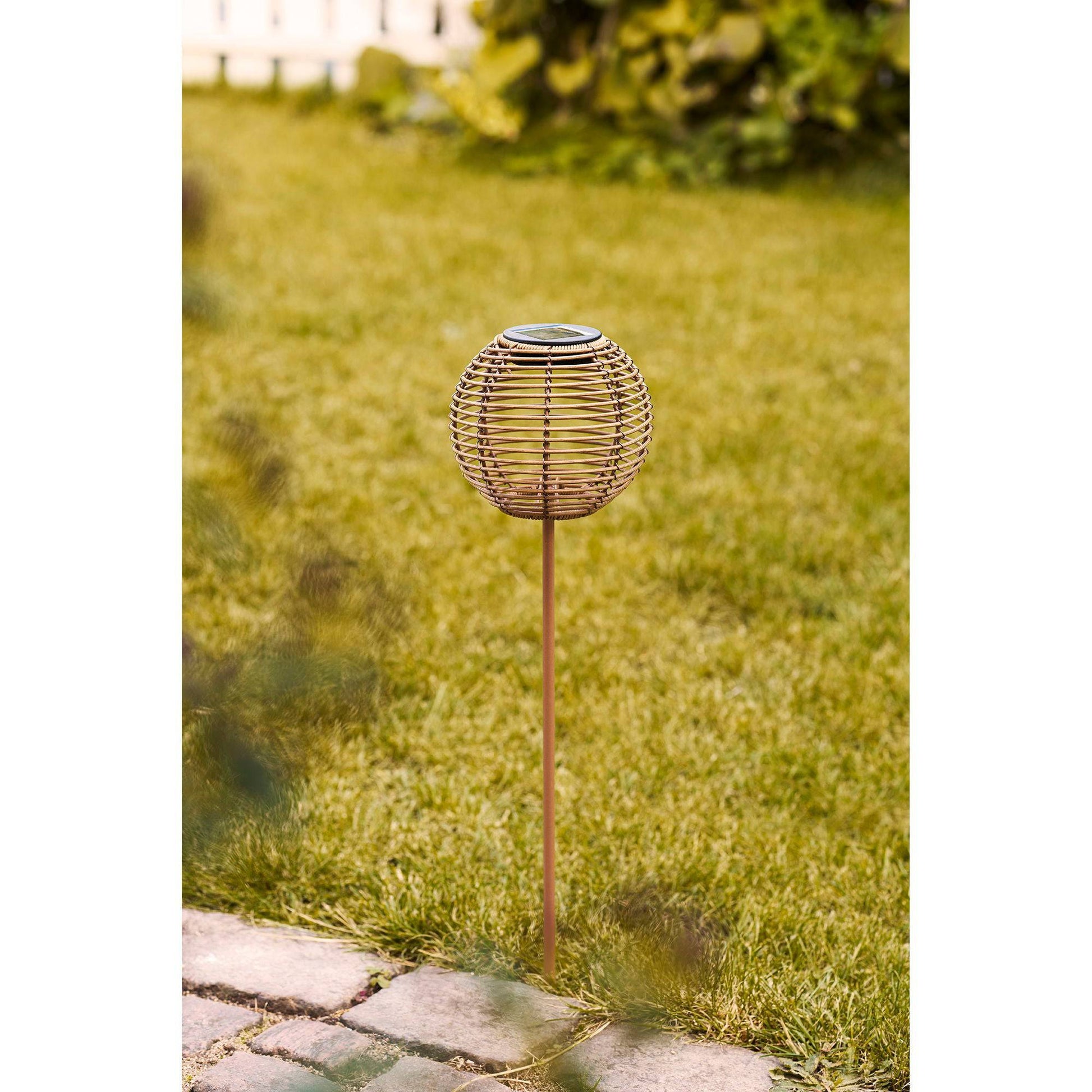 lampa reincarcabila cu panou solar integrat
