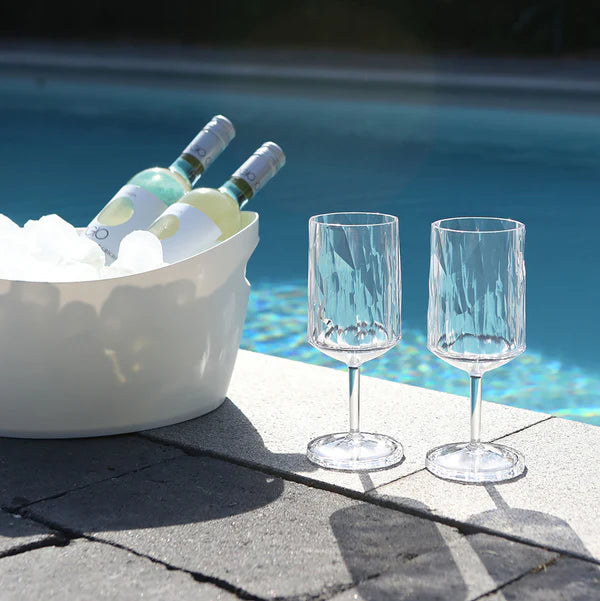 Set de doua pahare incasabile pentru cocktail Koziol Superglass no.4, la pisicina