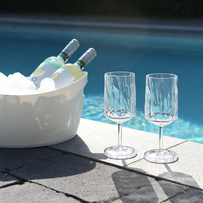 Set de doua pahare incasabile pentru cocktail Koziol Superglass no.4, la pisicina
