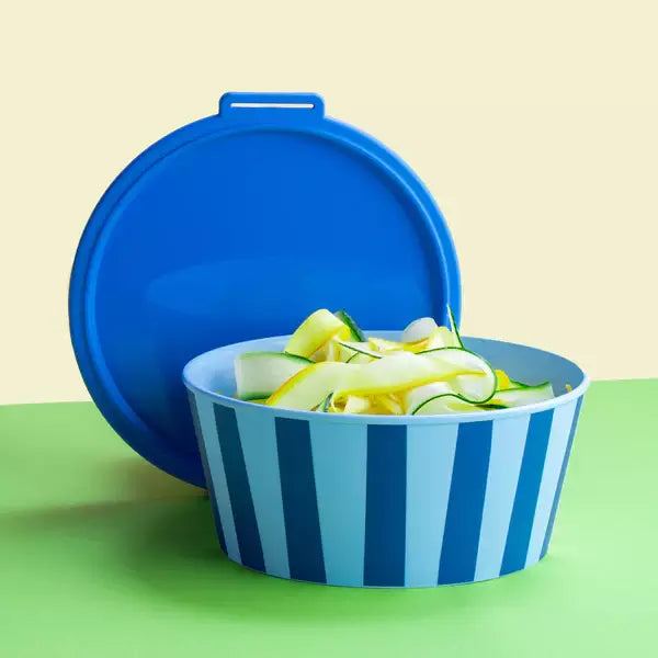 Cutie alimentara cu imprimeu in dungi, cu felii de zucchini